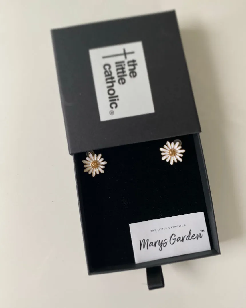 Daisy Stud Earrings